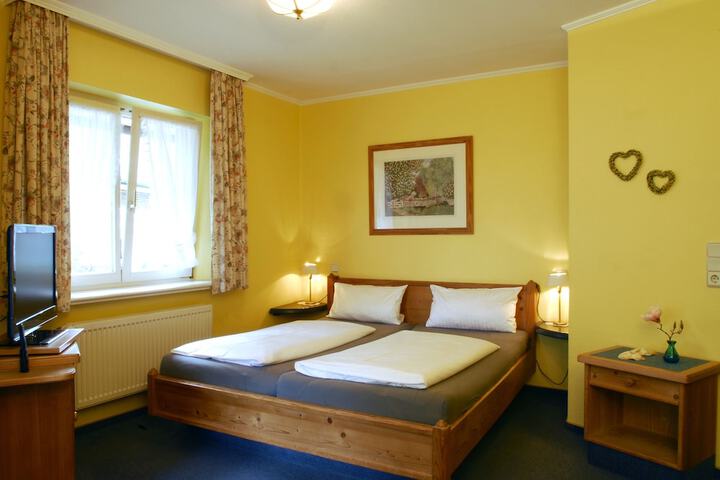 Room 25 of 72