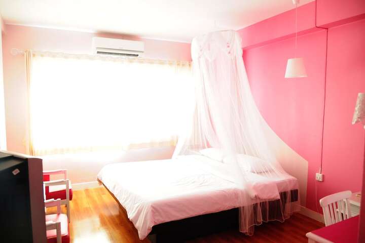 Room 6 of 31