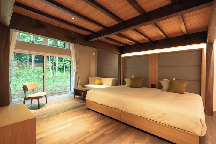 Room 5 of 34
