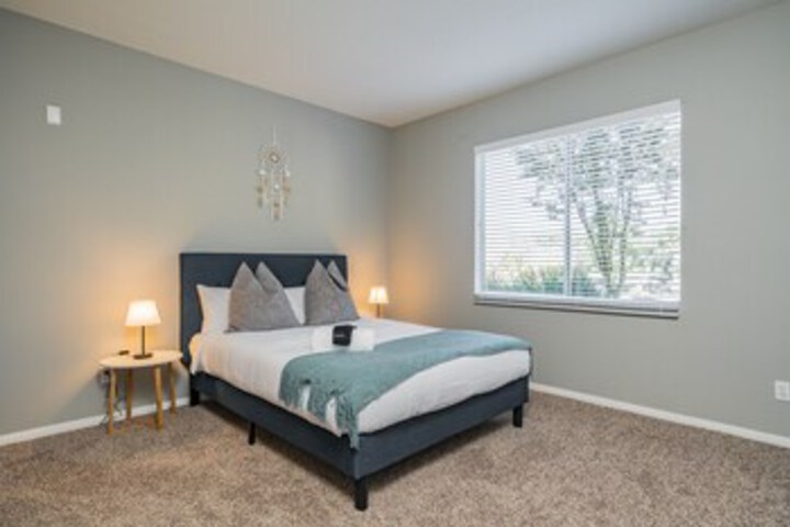 Room 166 of 187