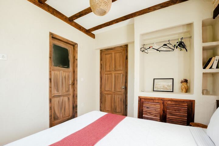 Room 45 of 97