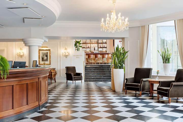 Hotel Lobby