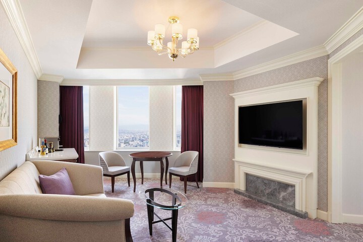 Room 28 of 183