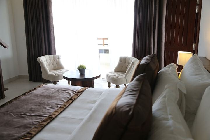 Room 4 of 47