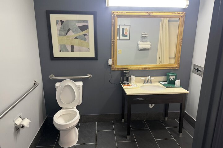 Room 50 of 85