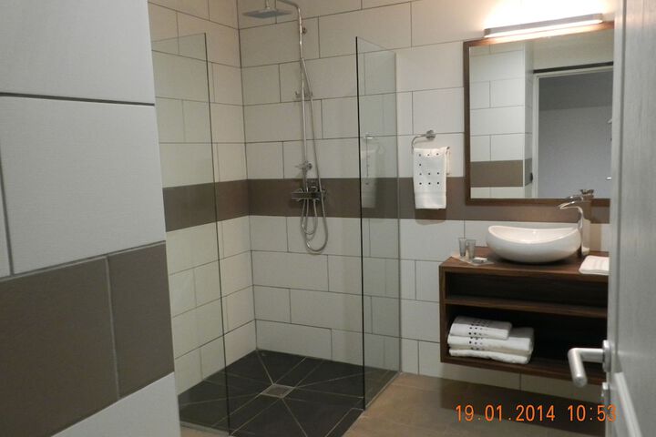 Room 22 of 31