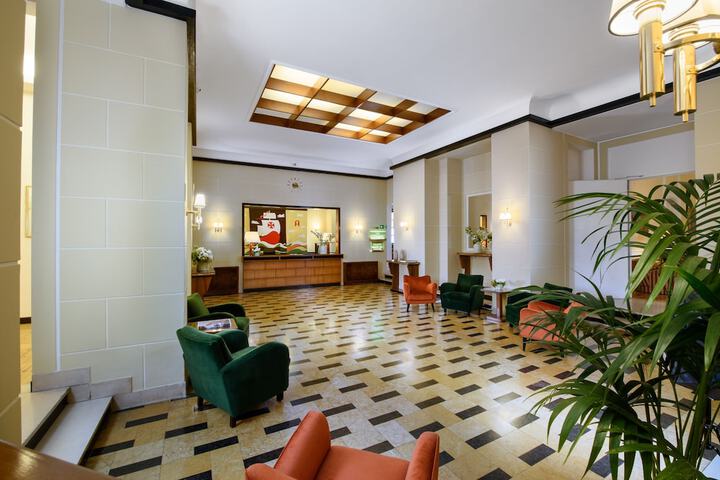 Lobby Photo