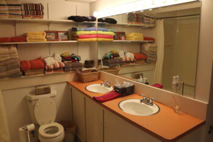 Room 7 of 37
