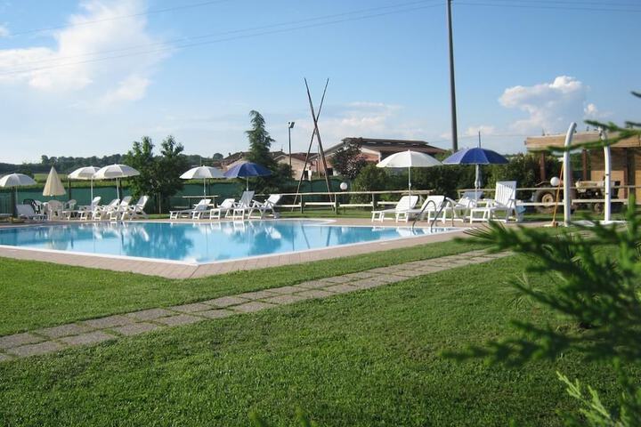 Pool 12 of 45
