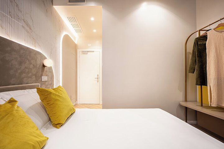 Room 44 of 71