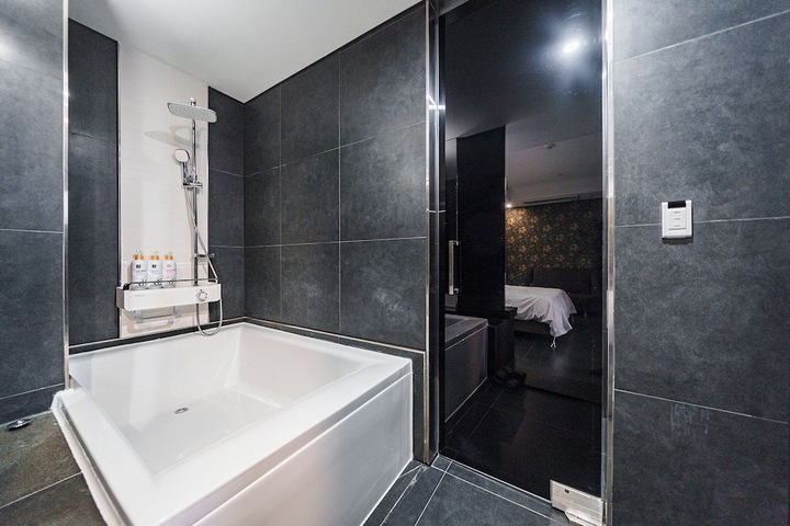 Bathroom Interior Photo