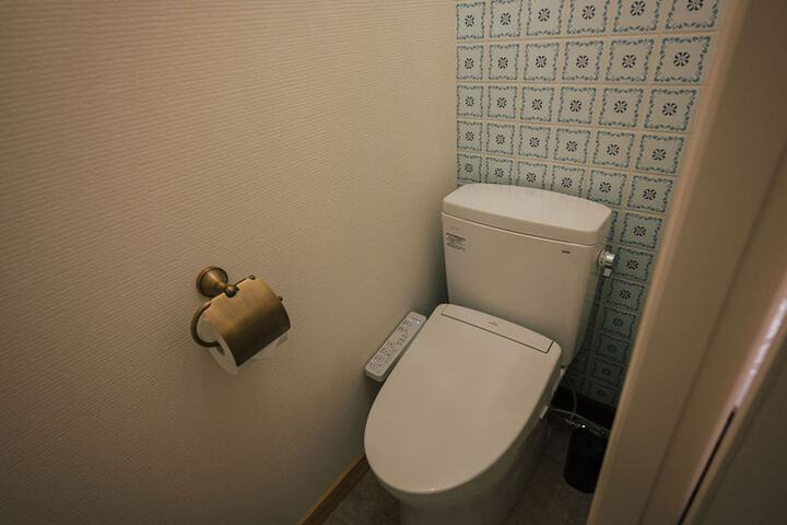 Room 71 of 106