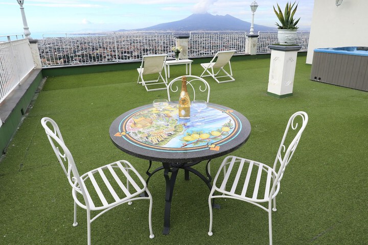 Terrace/Patio 13 of 31