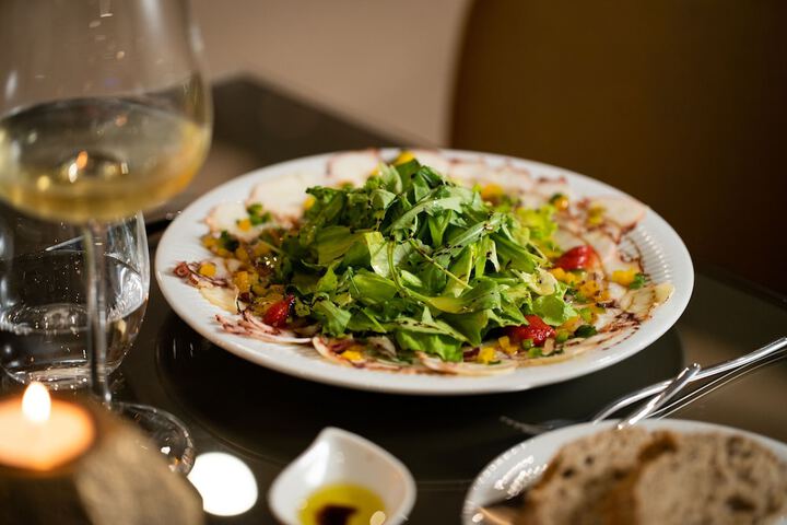 Dining 41 of 65