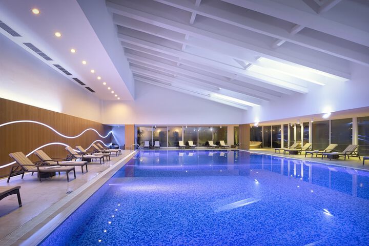 Pool 30 of 66