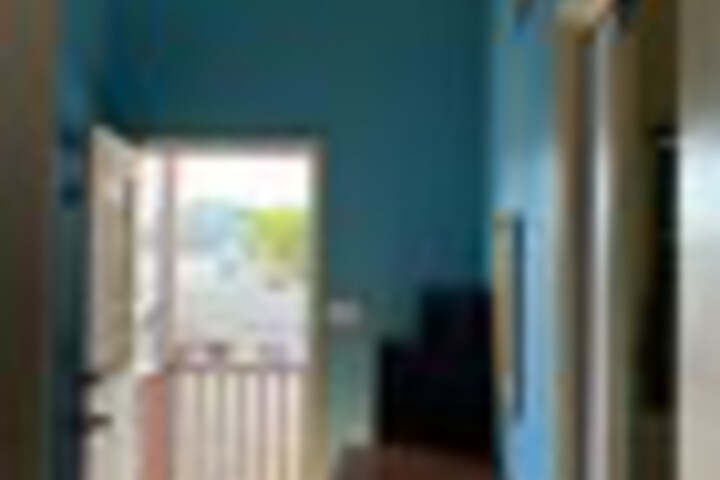 Room 107 of 204