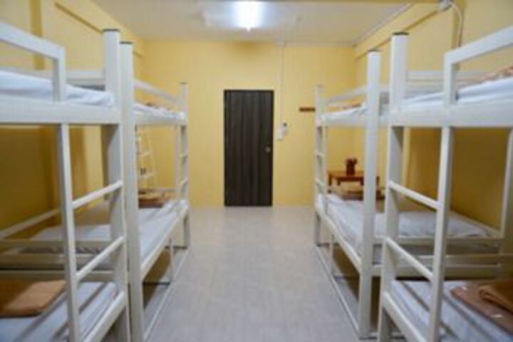 Room 6 of 22