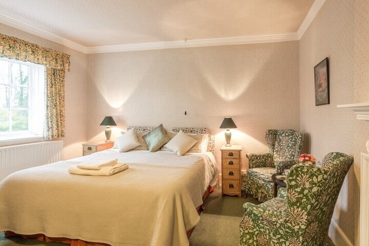 Room 2 of 21