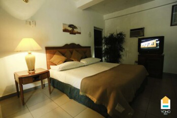 Room 19 of 19