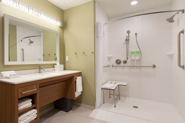 Bathroom shower