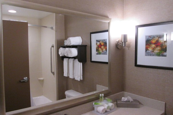 Room 49 of 81