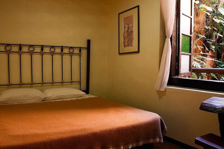 Room 14 of 36