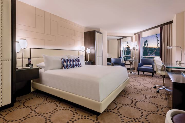 Valley Deluxe Room 1 King (1 of 41)