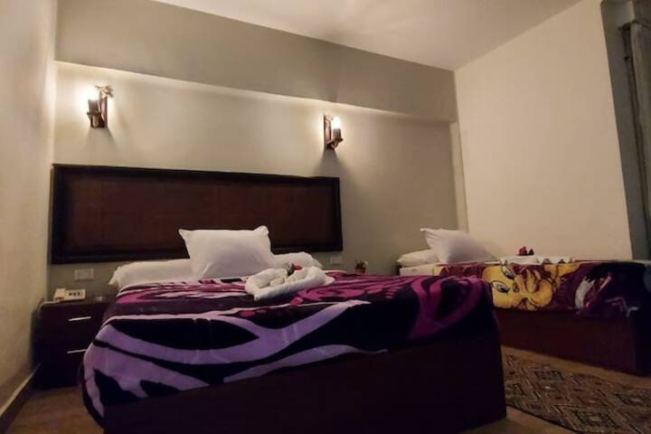 Room 28 of 61