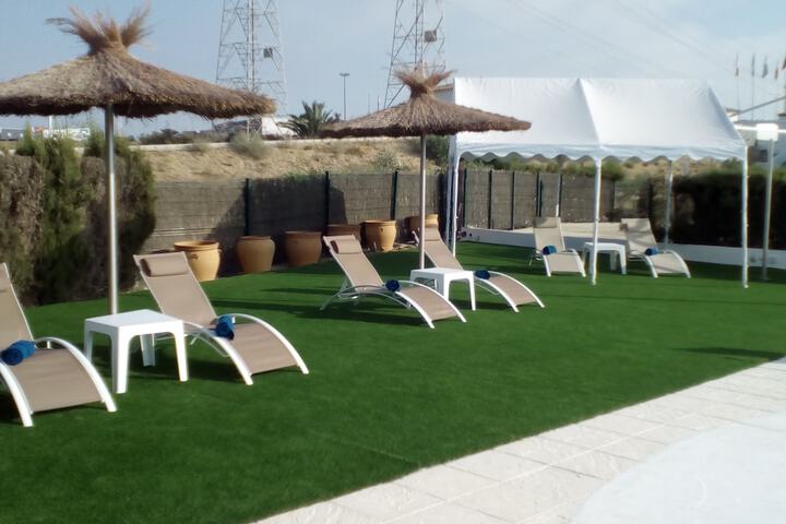 Sundeck 35 of 37