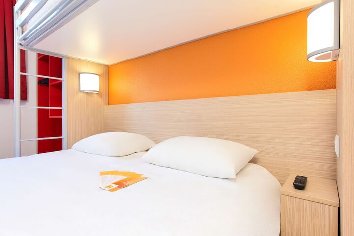 Room 8 of 23