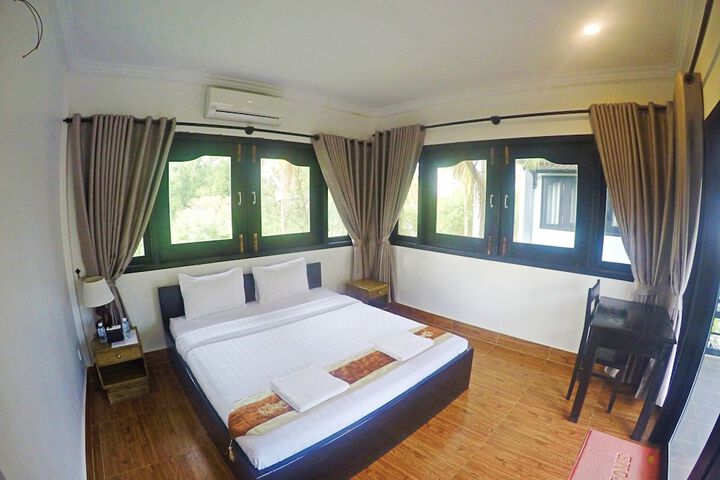 Room 10 of 58
