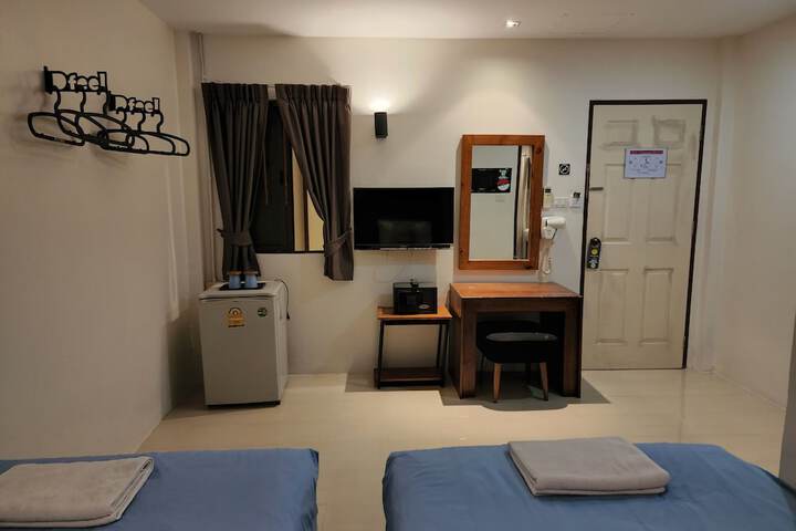 Room 11 of 86