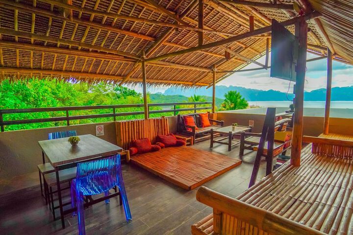 Sundeck 34 of 35