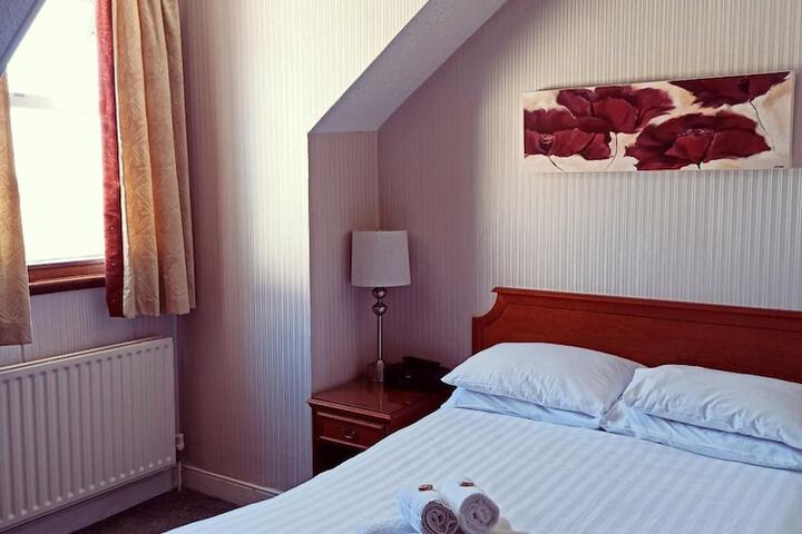 Room 17 of 50