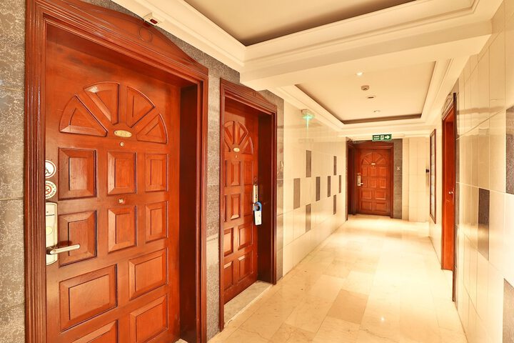 Hotel 27 of 27