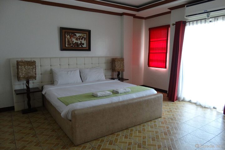 Room 16 of 46