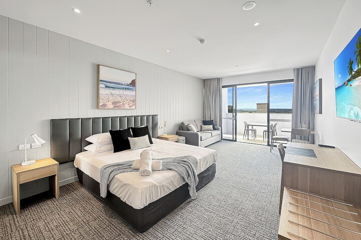 Room 6 of 31