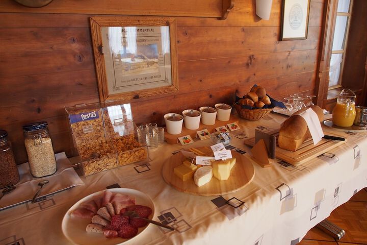 Breakfast/Coffee Service 26 of 42