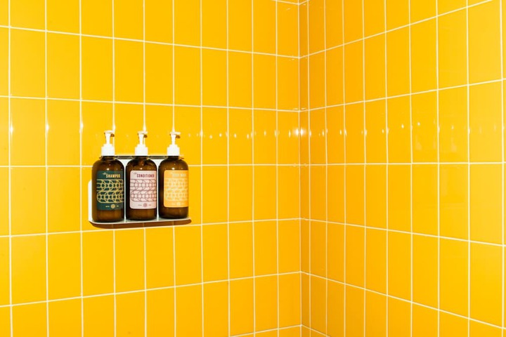 Bathroom amenities