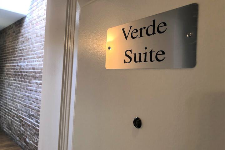 Ballroom/Hall 137 of 168