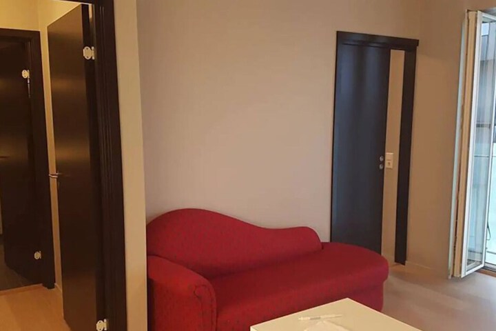 Room 3 of 19