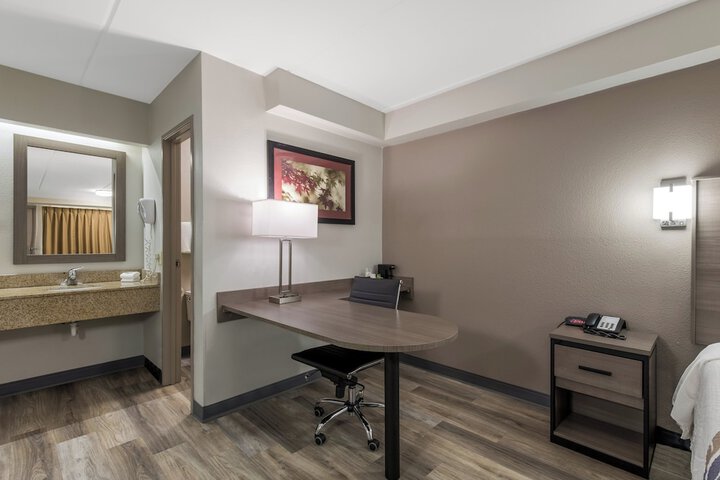 Standard | King Bed (1 of 18)