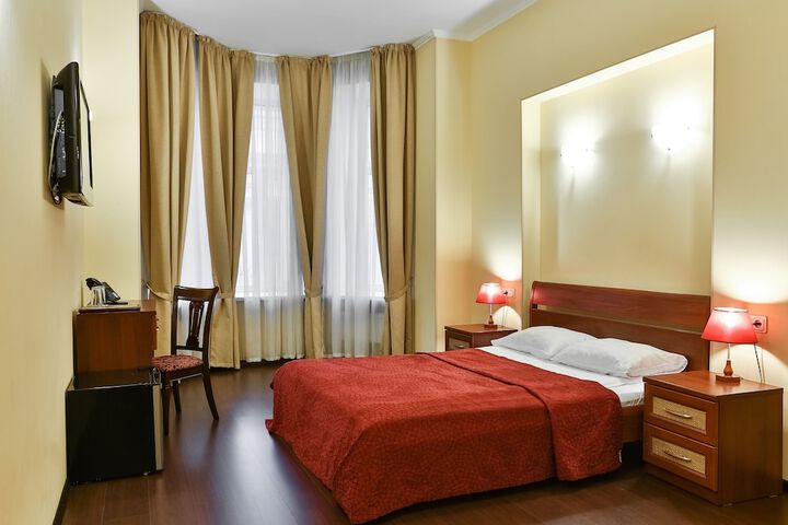 Room 35 of 91