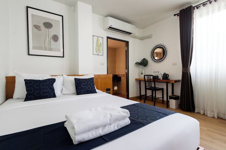 Room 15 of 79