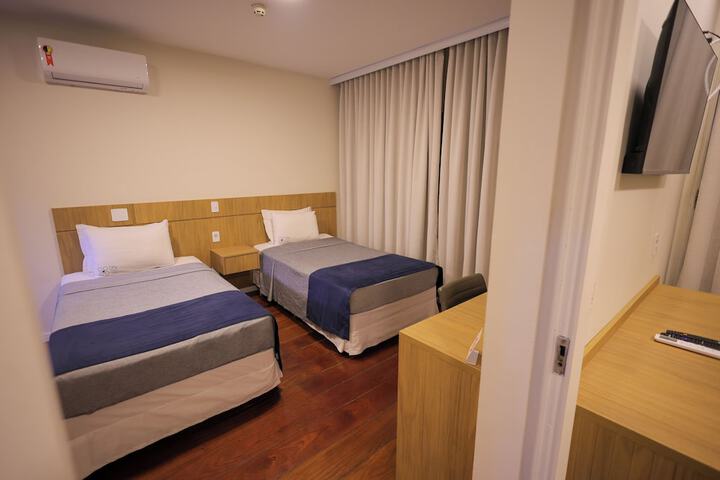 Room 11 of 43