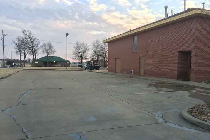 Property Grounds 27 of 34