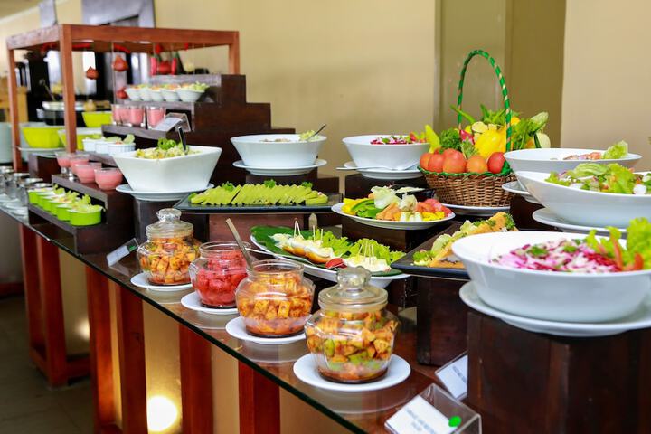 Dining 105 of 162