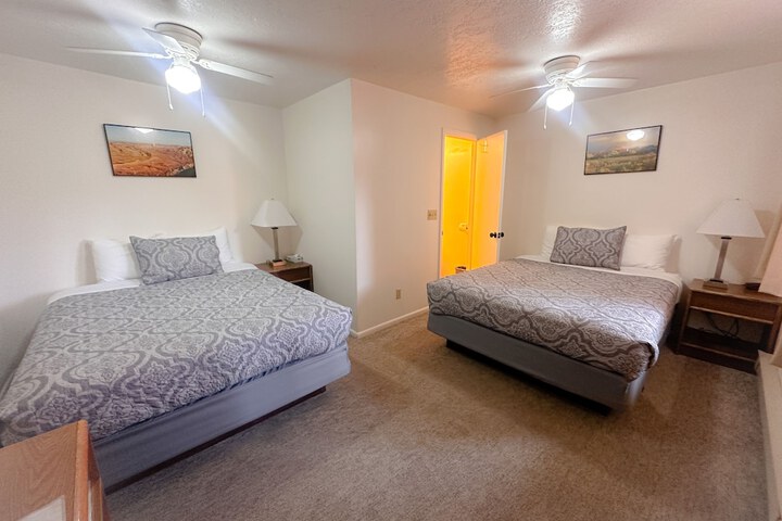 Room 6 of 45