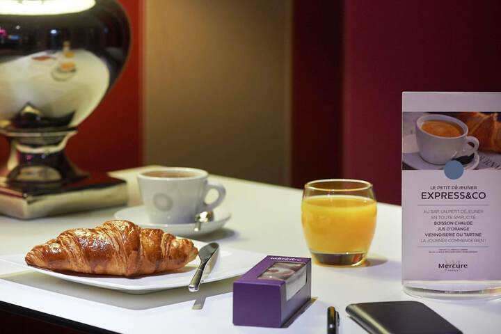 Breakfast/Coffee Service 42 of 73