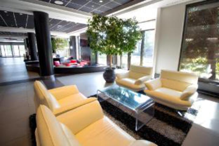 Hotel Interior 6 of 20
